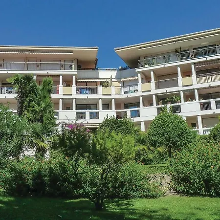 Two-bedroom In Апартаменты